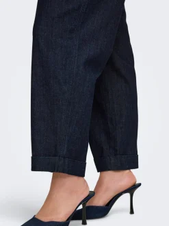 CARASHBY Straight Fit Cropped Jeans