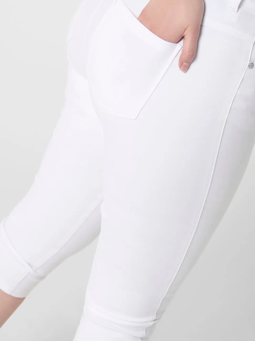CARAUGUSTA Vita alta Skinny Fit Bermuda in jeans