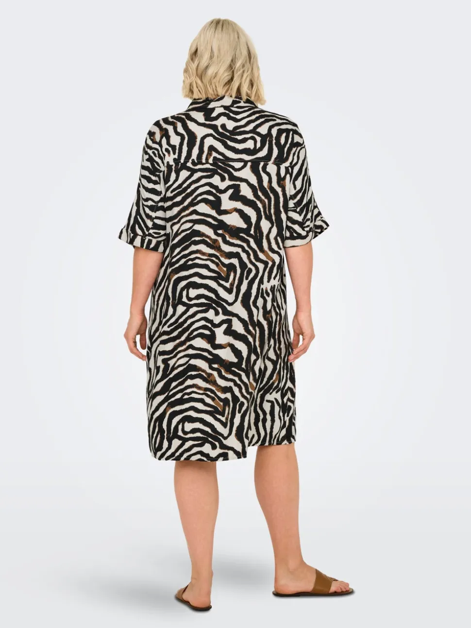 CARBERTE Vestito midi