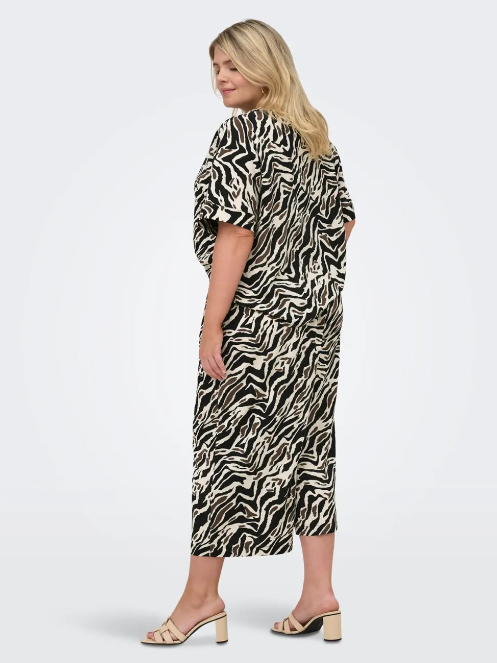 CARELITE Blusa