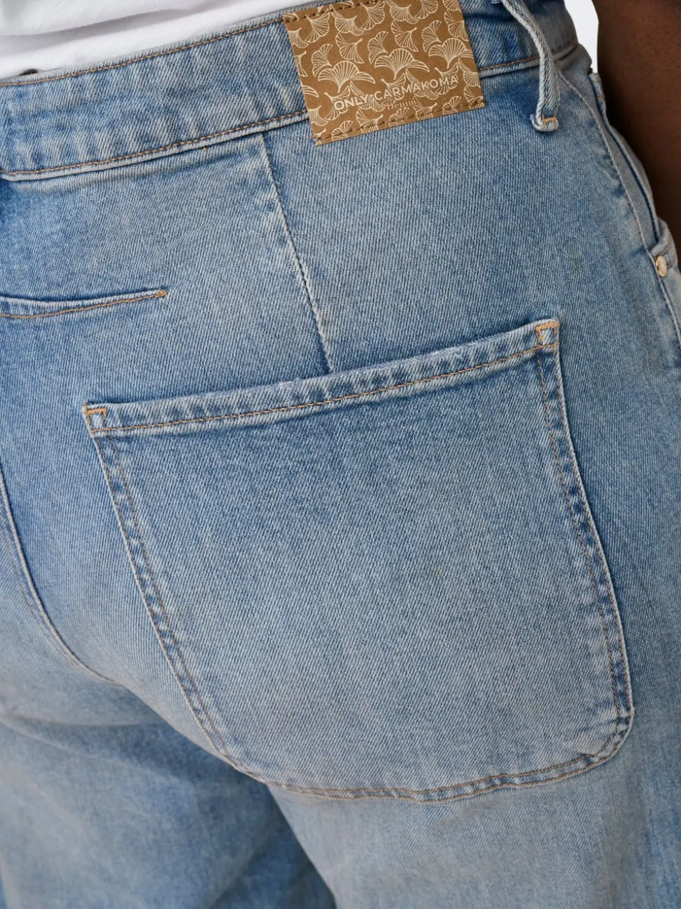 CARFRANKIE Vita alta Barrel fit Lunghezza alla caviglia Jeans