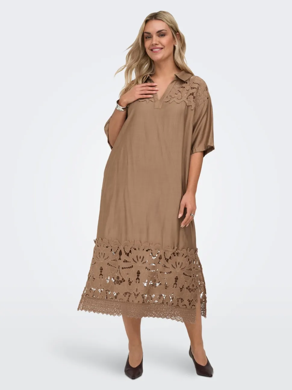 CARGELINA Vestito midi