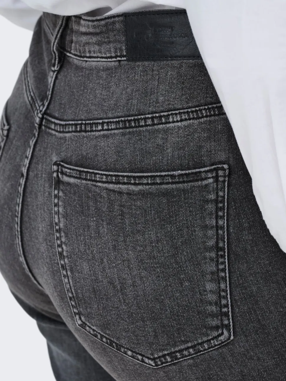 CARSONNY Vita alta Regular Fit Bermuda in jeans
