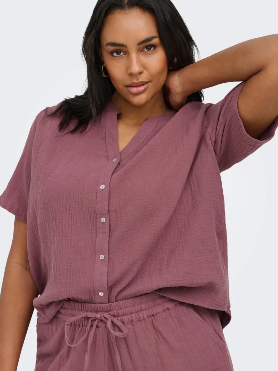 CARTHYRA Top