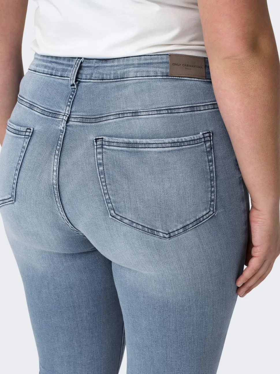 CARWILLY Vita media Flared Fit Jeans