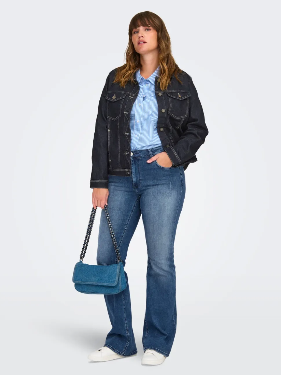 CARWILLY Vita media Flared Fit Jeans