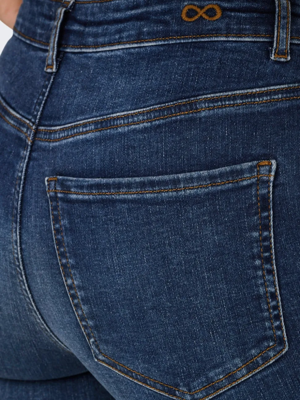 JDYFINA Vita media Skinny Fit Lunghezza alla caviglia Jeans
