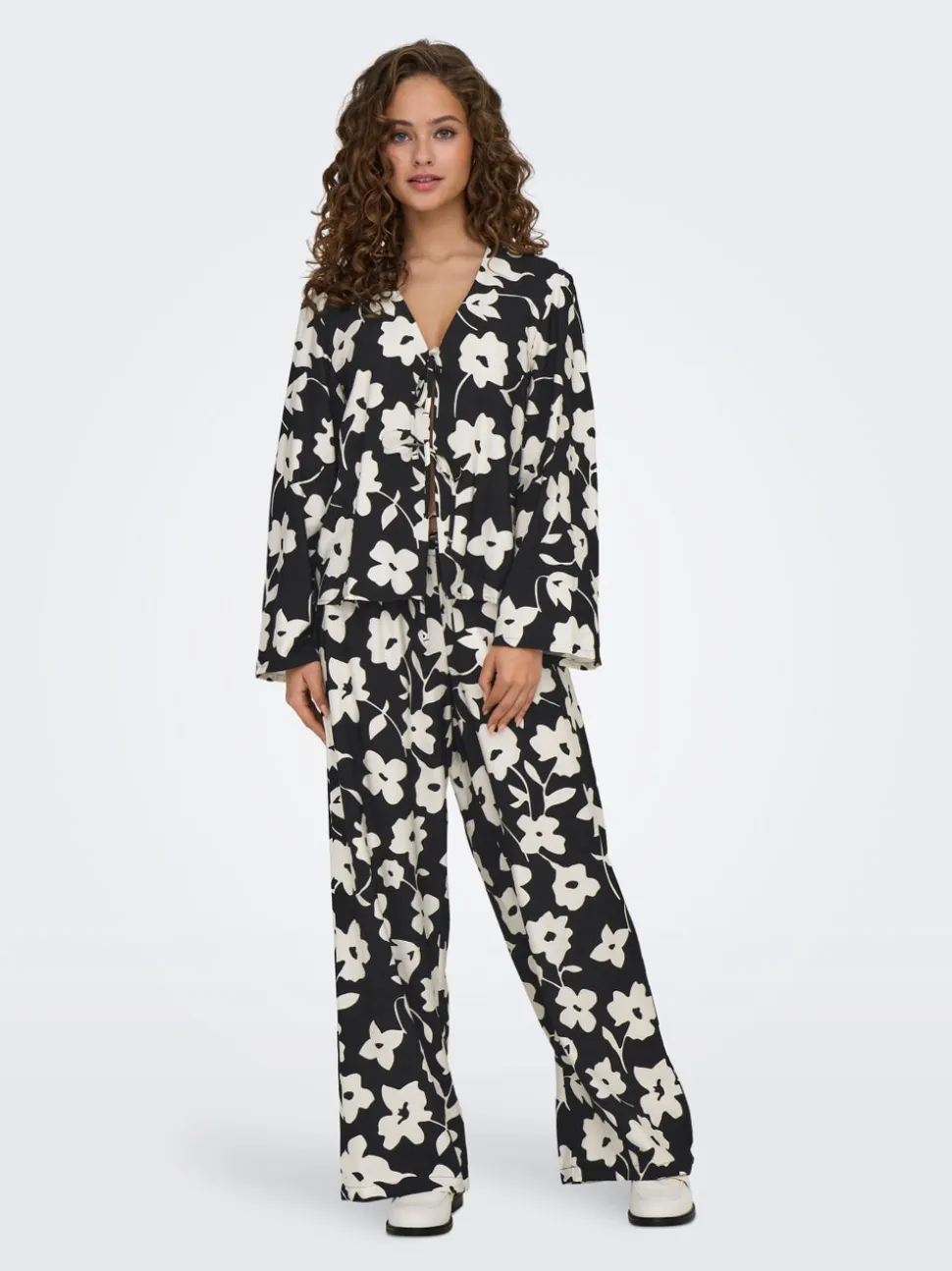 JDYSILAS Wide Leg Fit Pantaloni a gamba larga