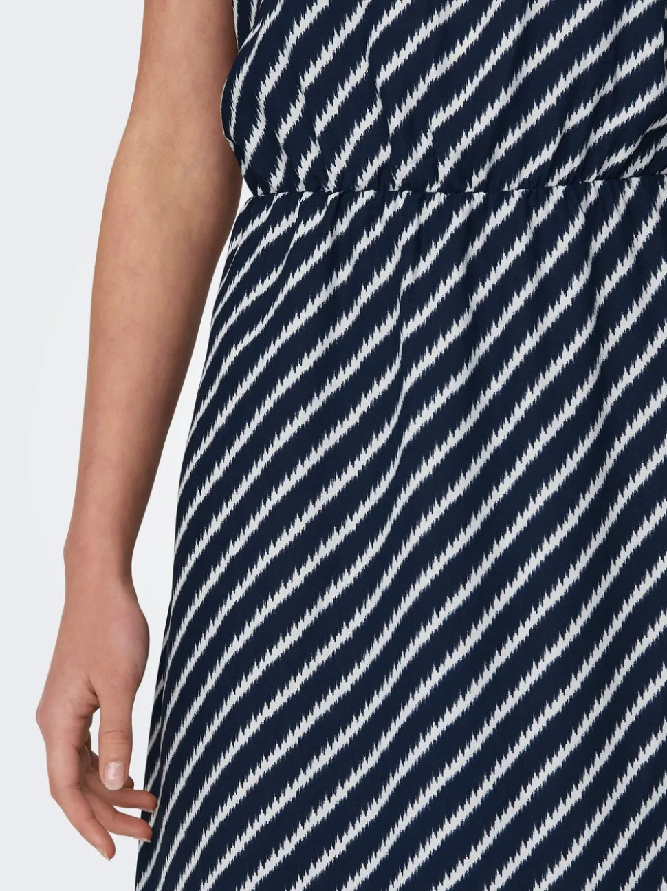 JDYSVALA Vestito lungo