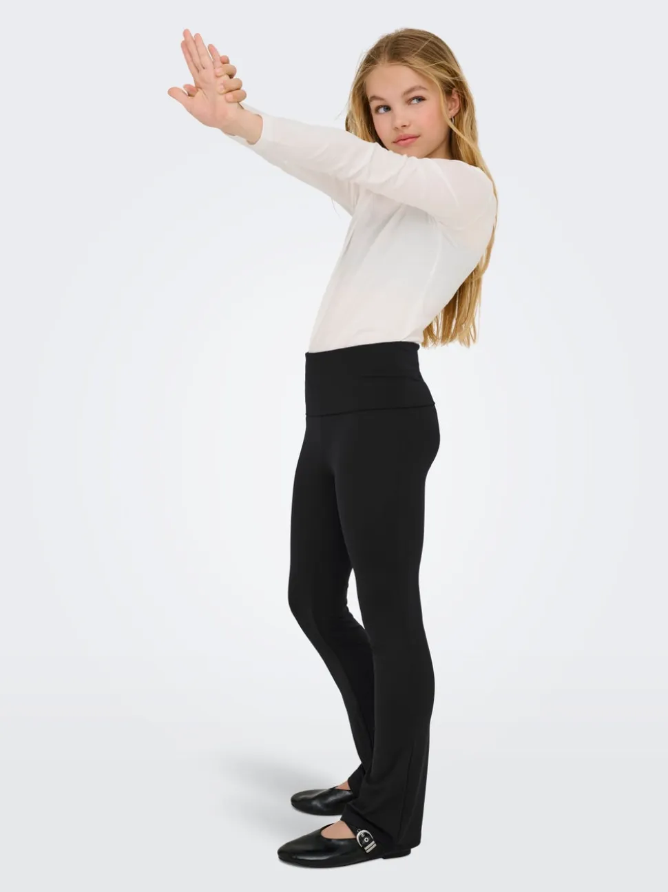 KOGEA Flared Fit Leggings