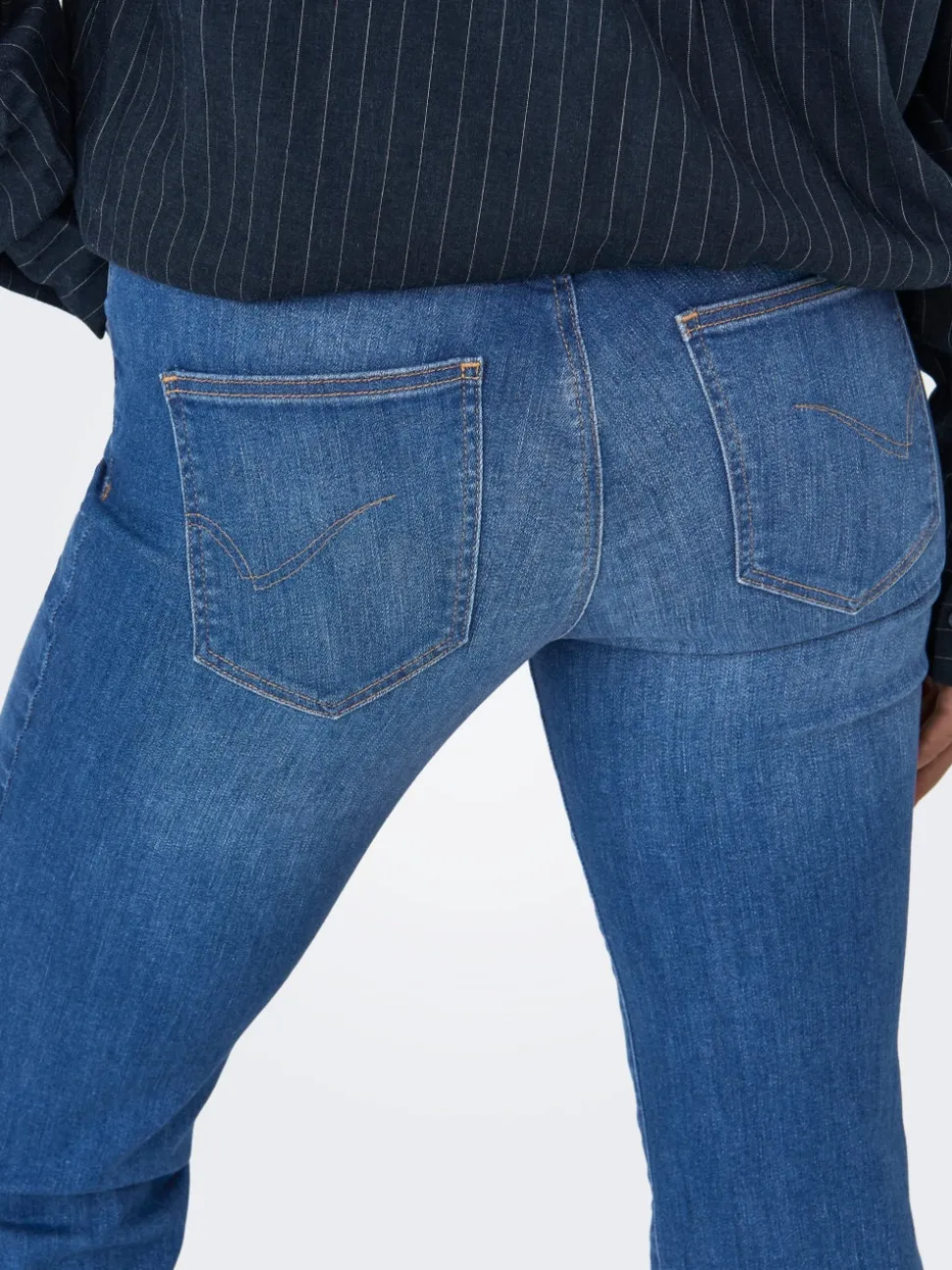 ONLANN-KENYA Vita media Flared Fit Jeans