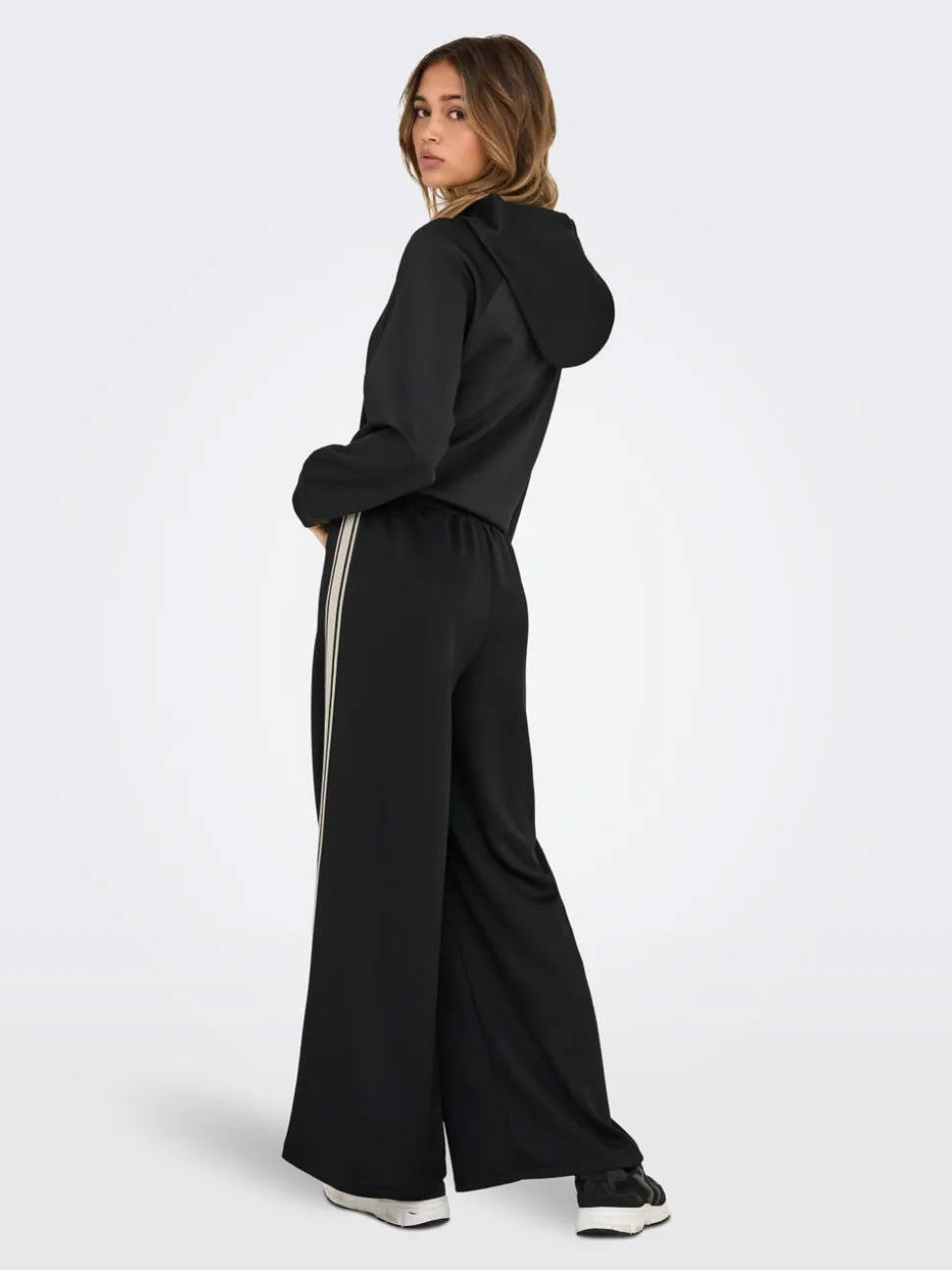 ONLASTA Loose Fit Pantaloni classici