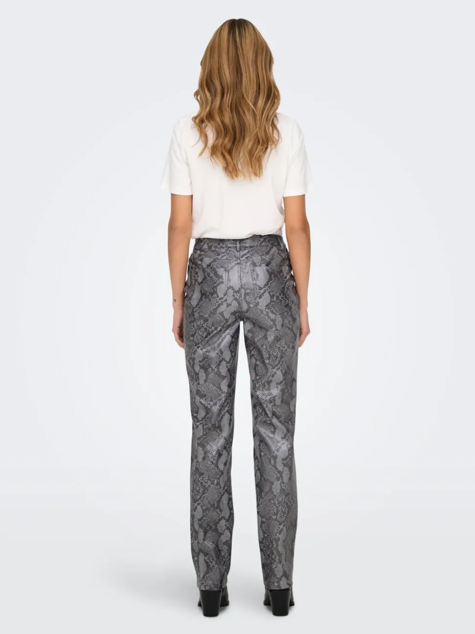 ONLAZULA Straight Fit Pantaloni in finta pelle