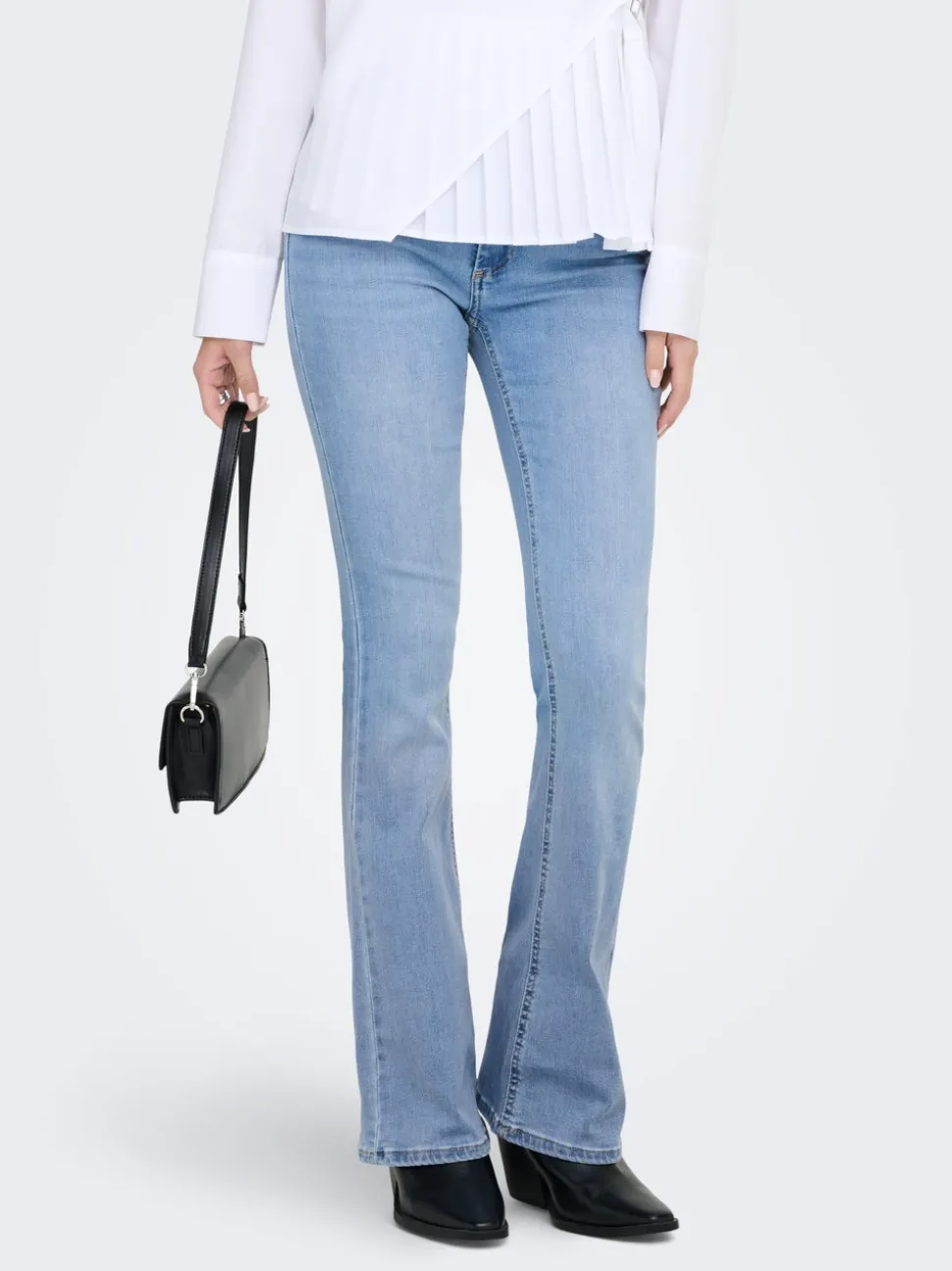 ONLBLUSH Vita media Flared Fit Jeans