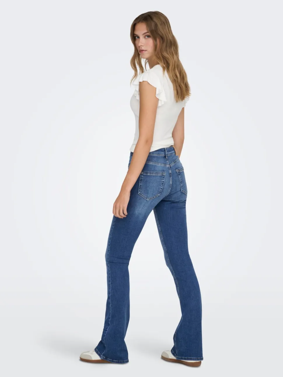 ONLBLUSH Vita media Flared Fit Jeans