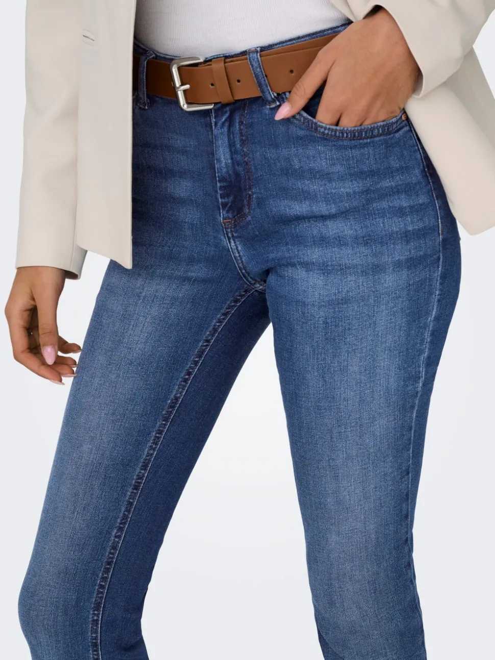 ONLBLUSH Vita media Flared Fit Jeans