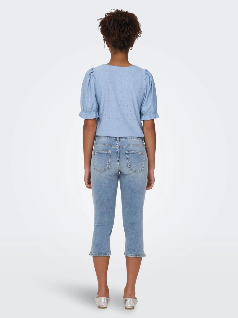 ONLBLUSH Vita media Skinny Fit capri Bermuda in jeans