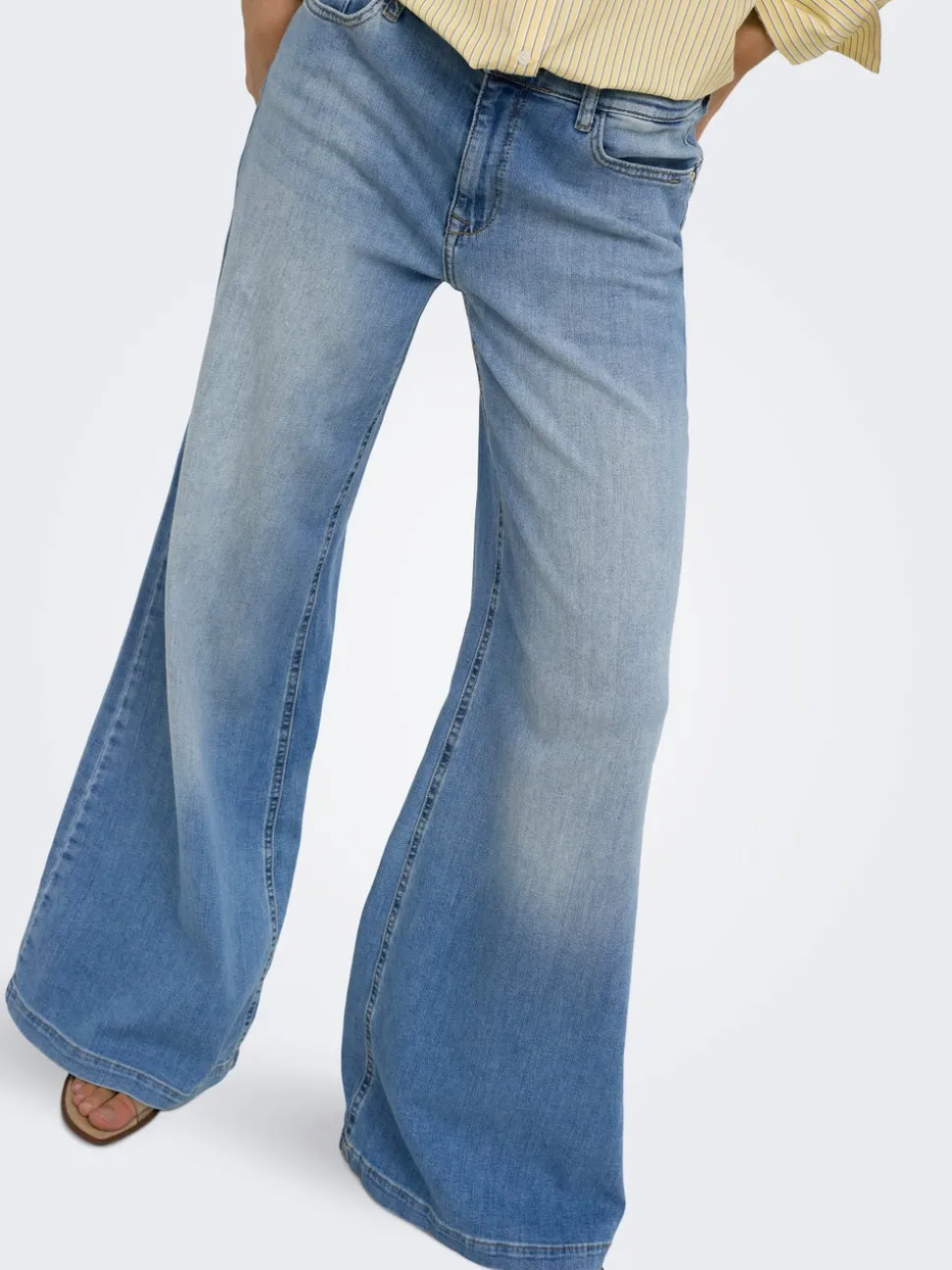 ONLCALIFORNIA Vita media Wide Leg Fit Jeans