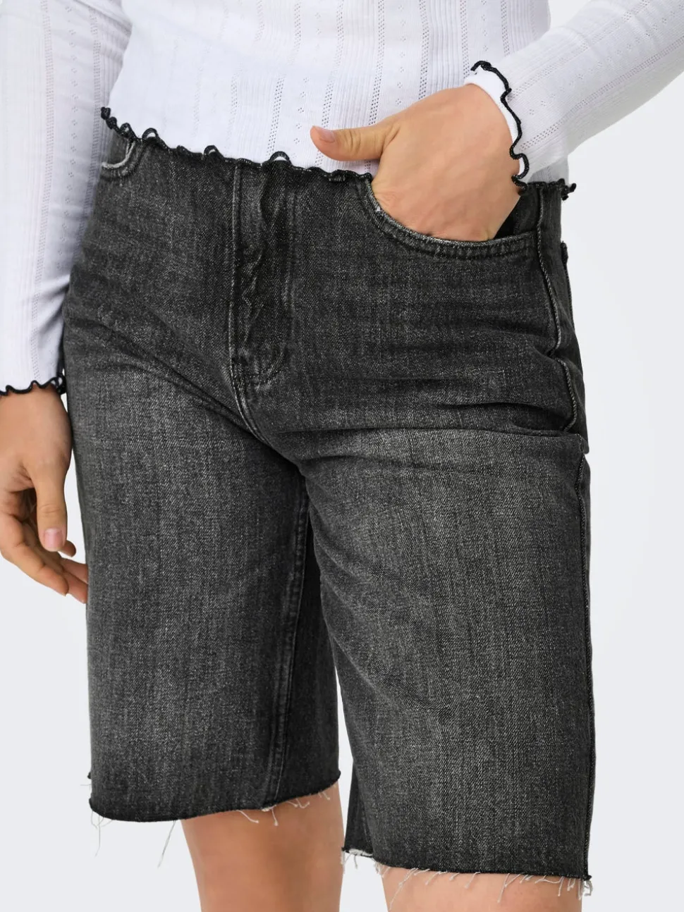 ONLCARO Vita media Loose Fit Bermuda in jeans