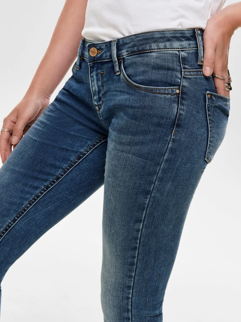 ONLCORAL Vita molto bassa Skinny Fit Jeans