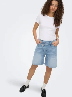 ONLCROSSOVER Vita media Regular Fit Bermuda in jeans