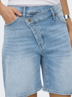 ONLCROSSOVER Vita media Regular Fit Bermuda in jeans