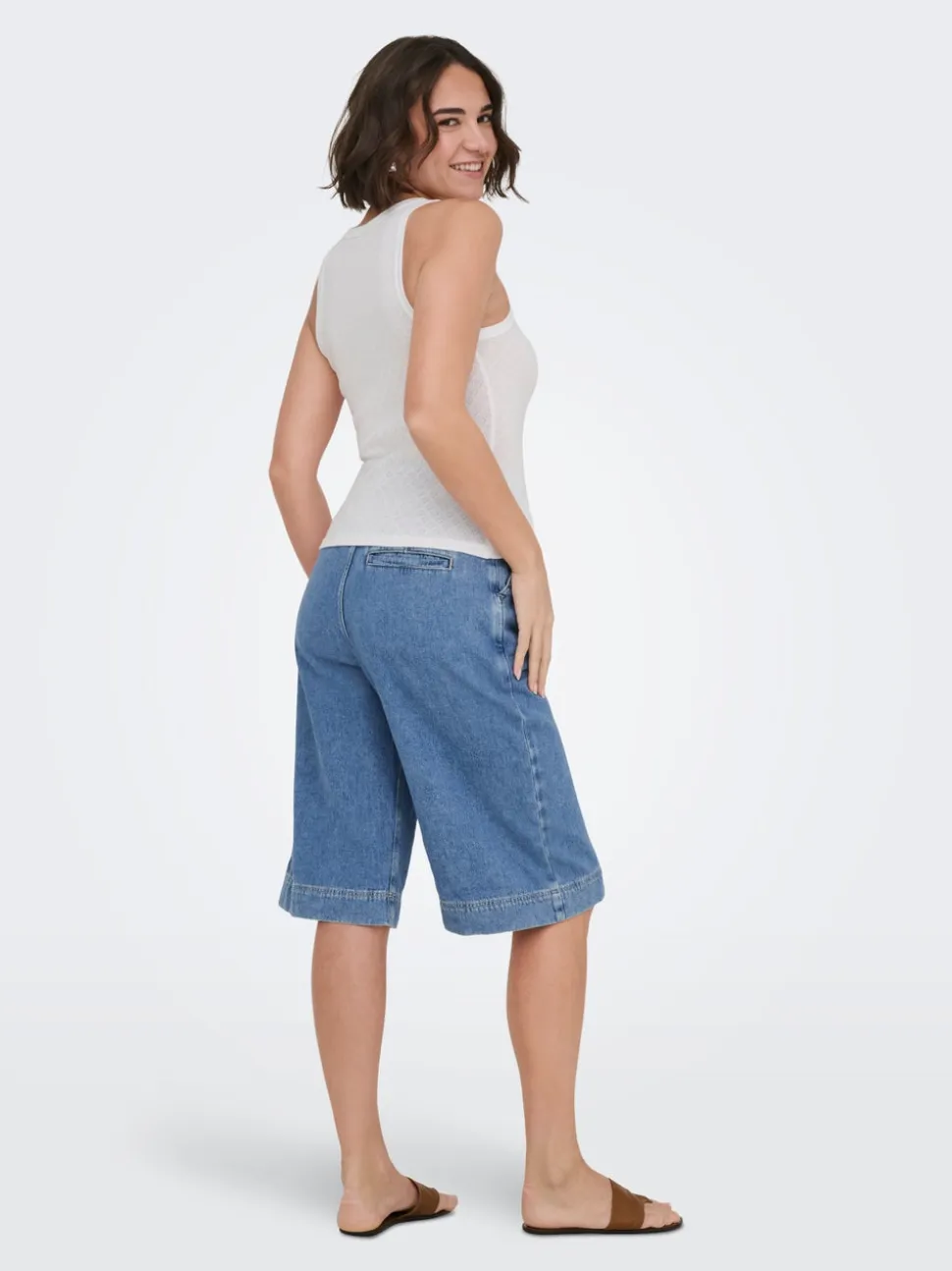 ONLDAVINA Vita media Regular Fit Bermuda in jeans