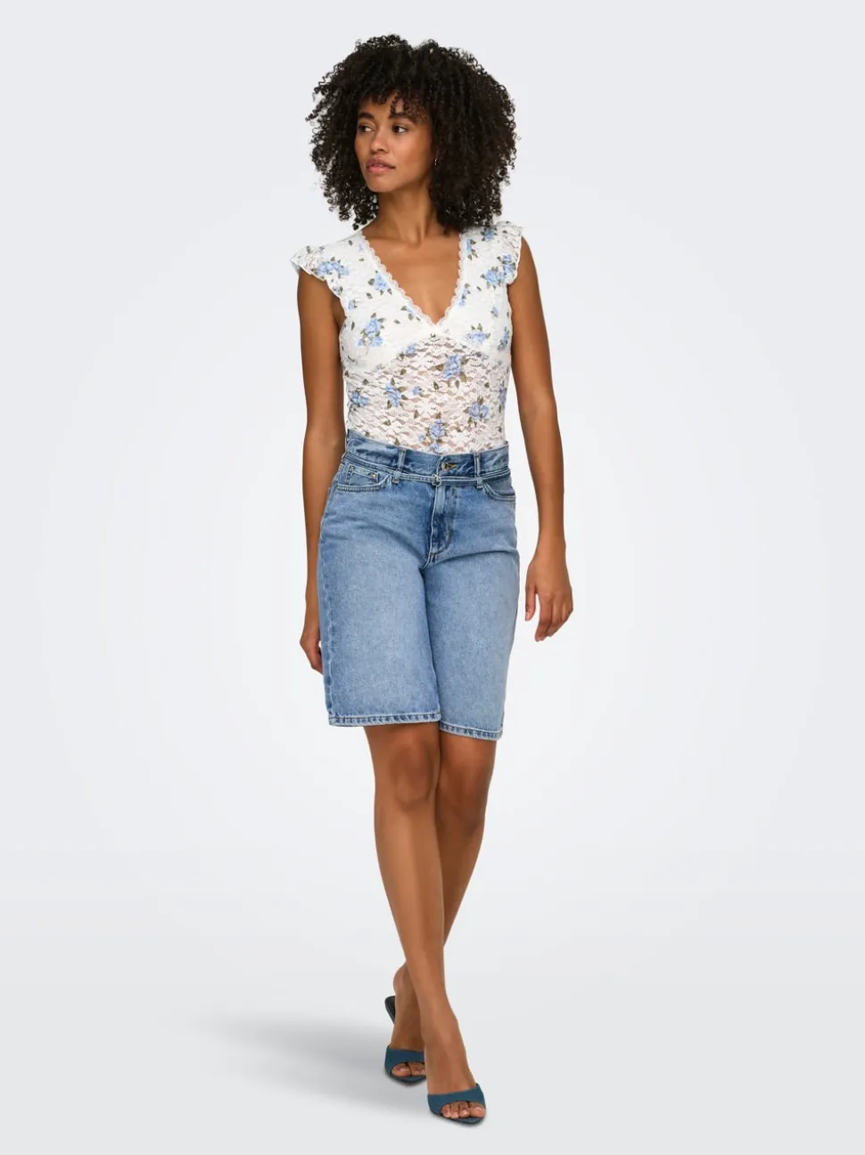 ONLELLA Vita media Regular Fit Bermuda in jeans