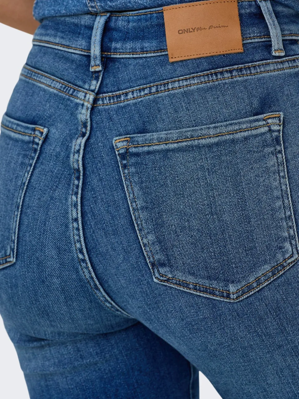 ONLEMILY Vita alta Straight Fit Lunghezza alla caviglia Jeans