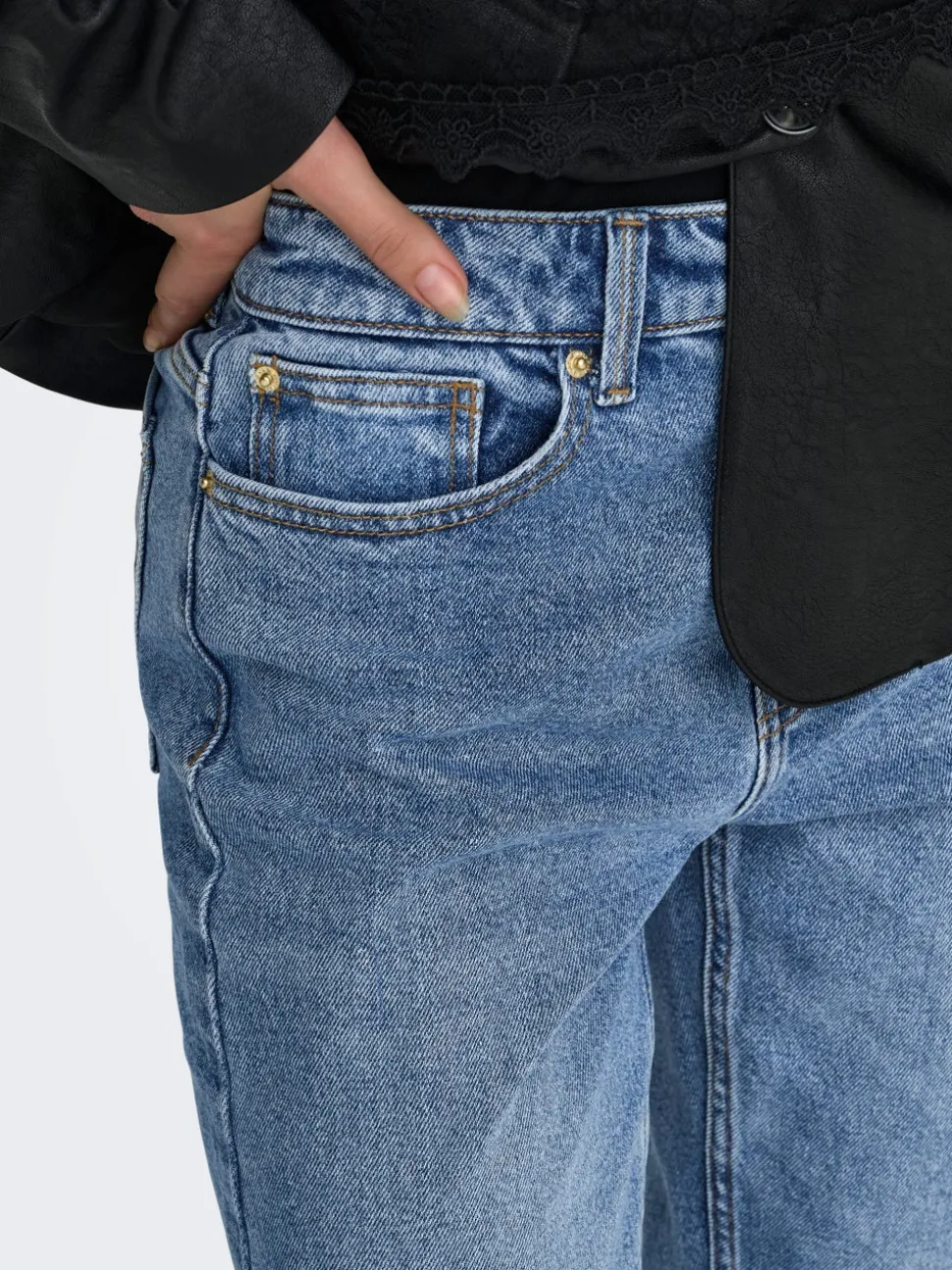 ONLEMILY Vita alta Straight Fit Lunghezza alla caviglia Jeans