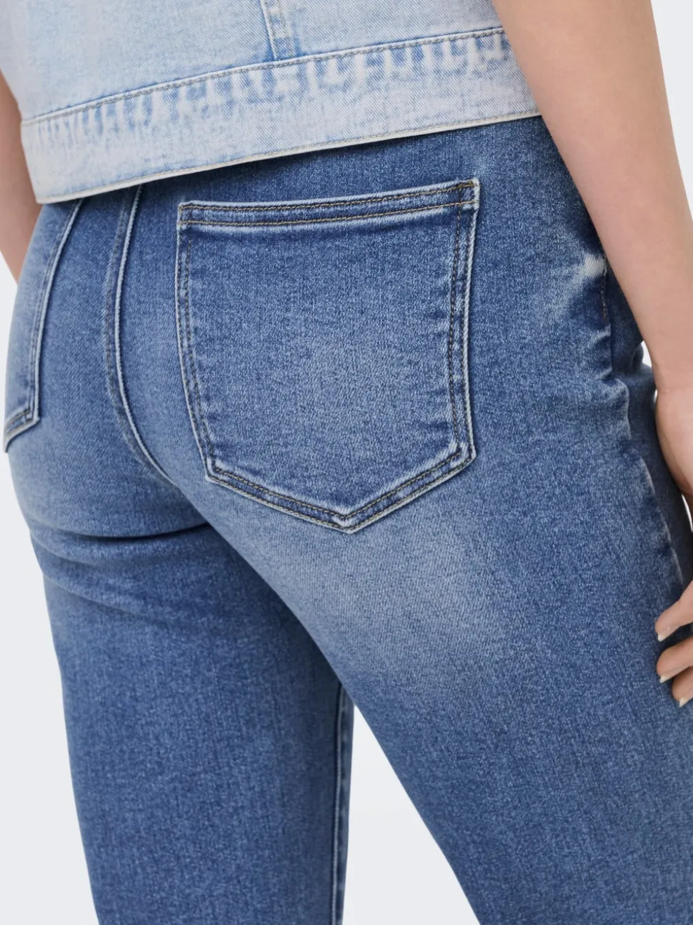 ONLEMILY-MILA Vita alta Straight Fit Lunghezza alla caviglia Jeans