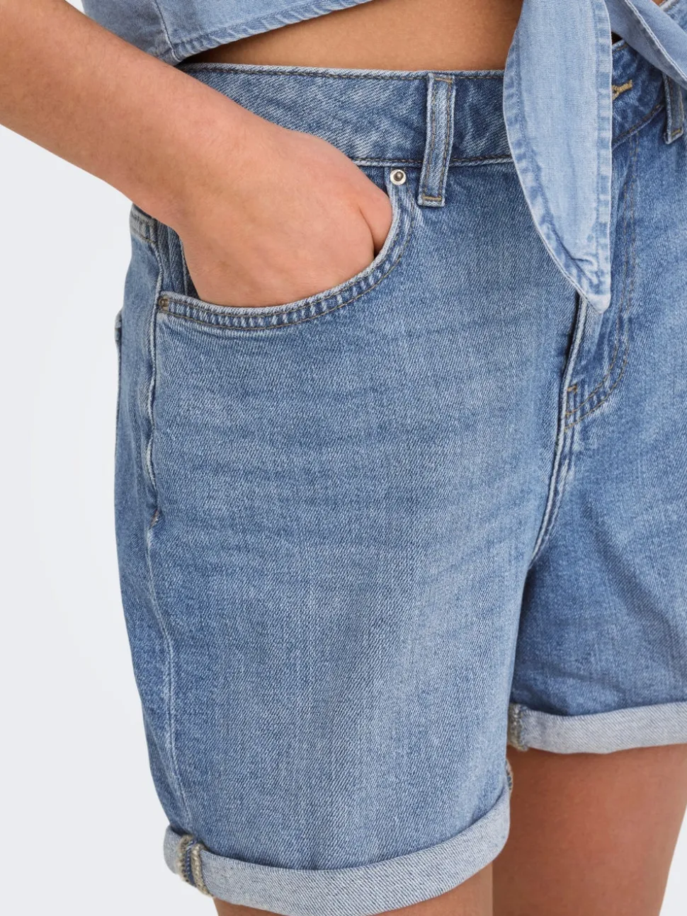 ONLJOSEPHINE Vita alta Regular Fit Bermuda in jeans