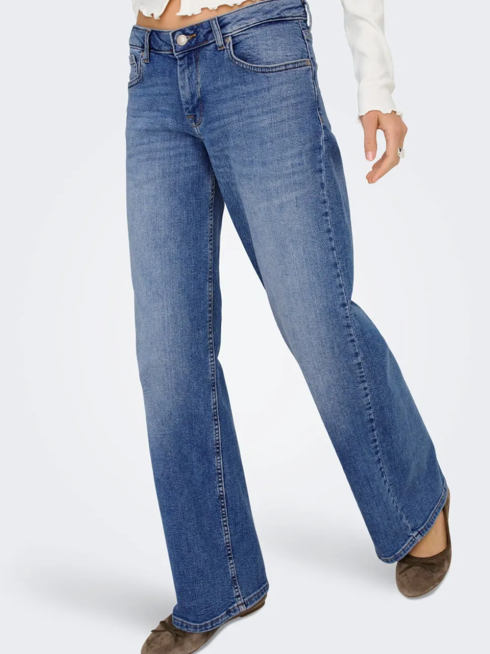 ONLJUDY-O Vita bassa Straight Fit Jeans