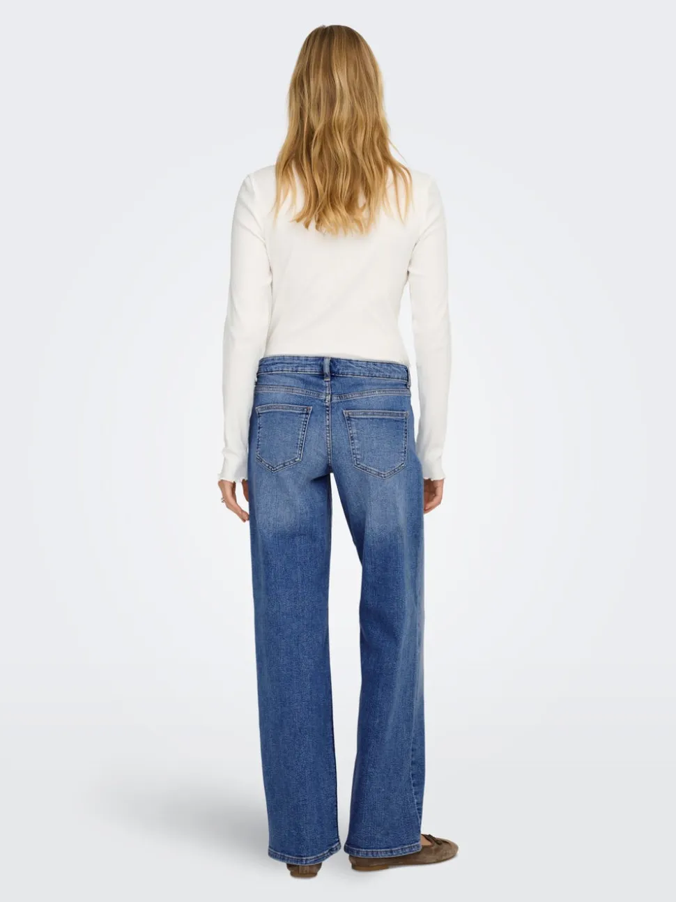 ONLJUDY-O Vita bassa Straight Fit Jeans