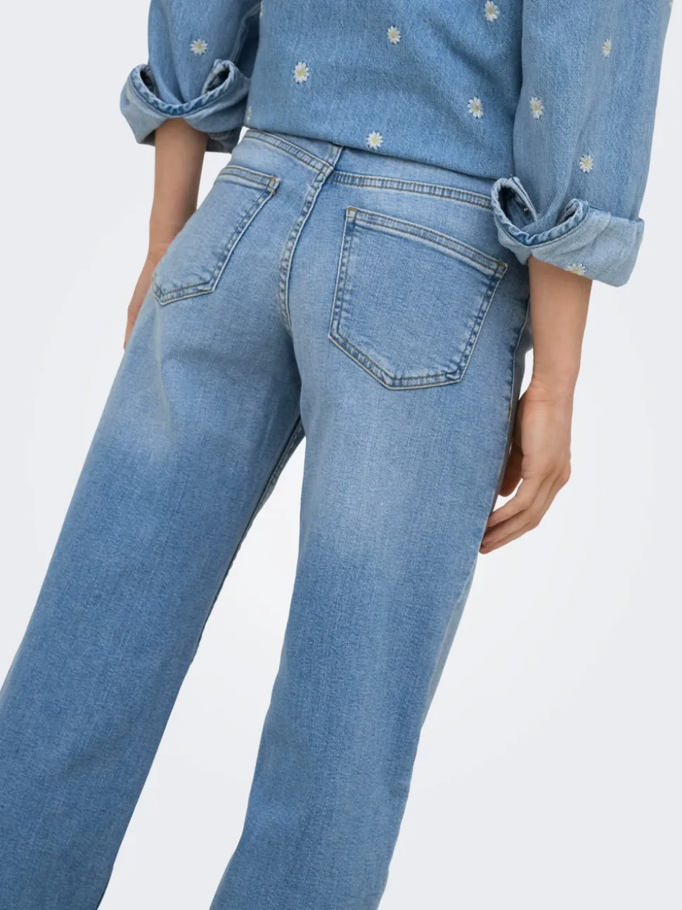ONLJULLES Vita bassa Wide Leg Fit Jeans