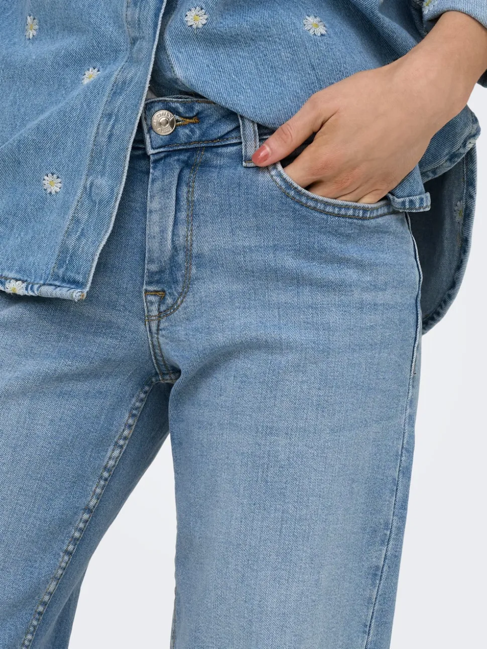 ONLJULLES Vita bassa Wide Leg Fit Jeans