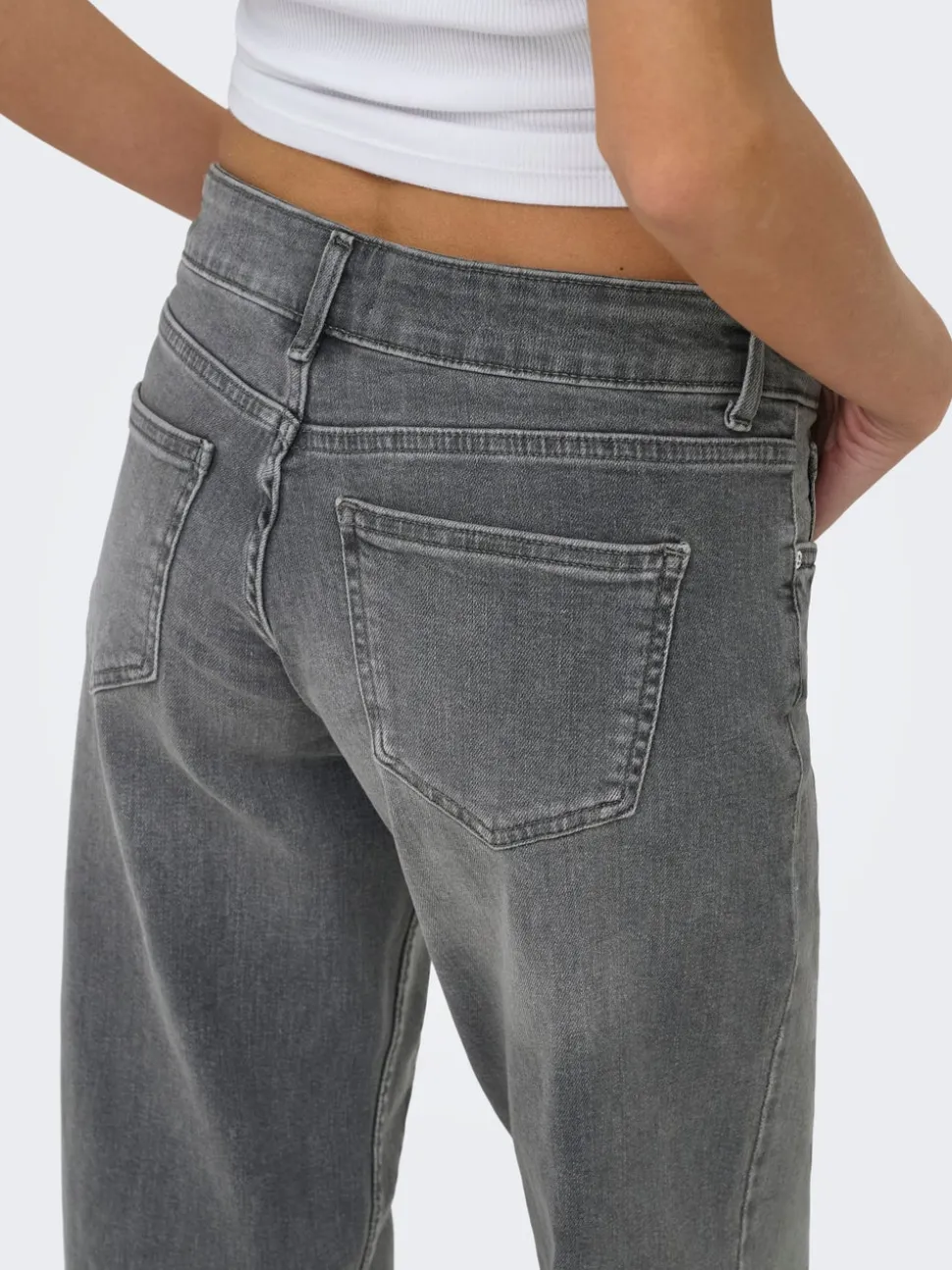 ONLJULLES Vita molto bassa Wide Leg Fit Jeans