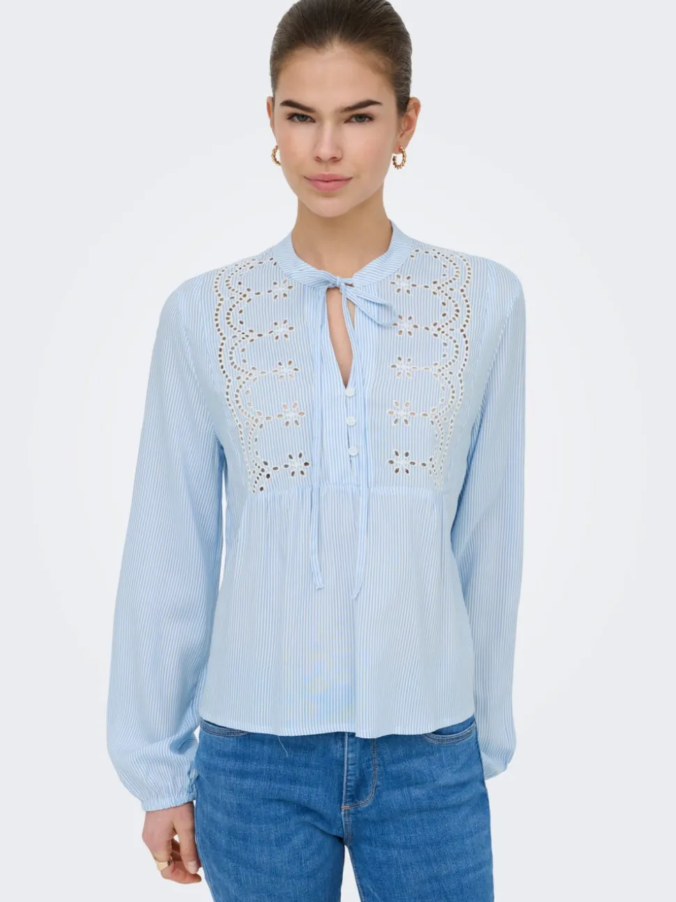 ONLLENNYO Blusa