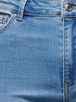 ONLLUSH Vita media Retro Flared Fit Jeans