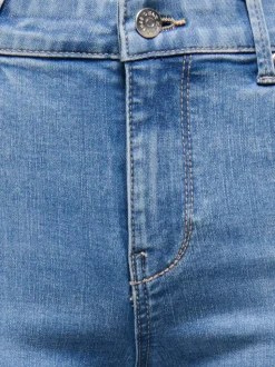 ONLLUSH Vita media Retro Flared Fit Jeans