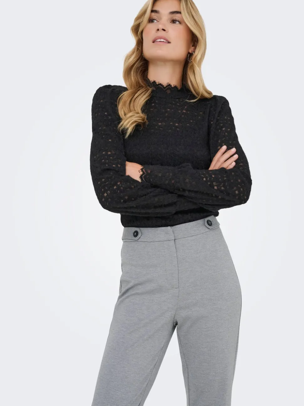 ONLLYKKE Straight Fit Pantaloni