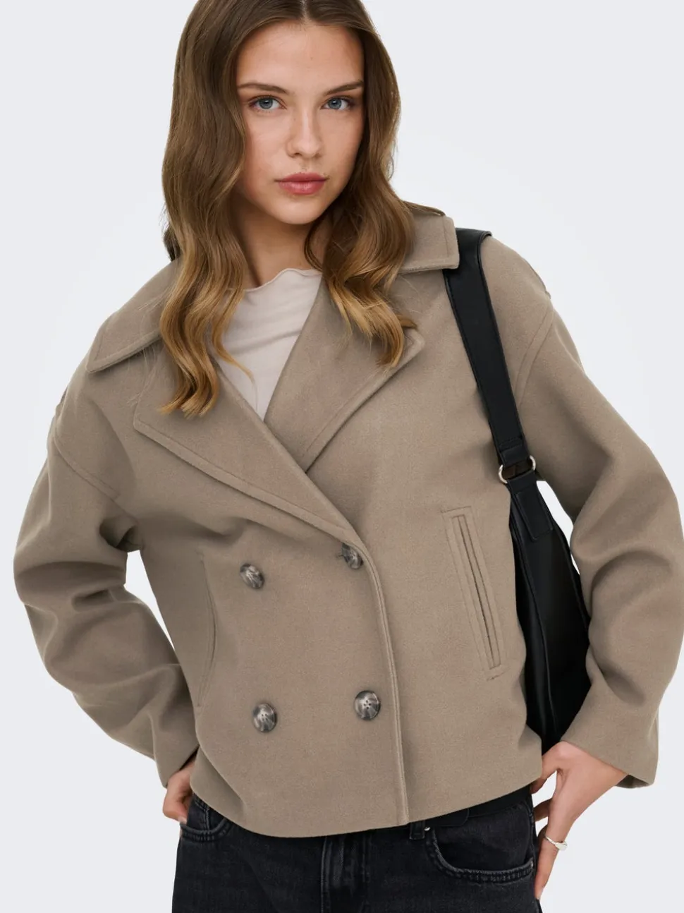 ONLMALIKA Trench