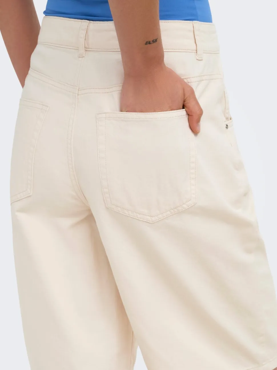 ONLMATE-SILLA Loose Fit Bermuda in jeans