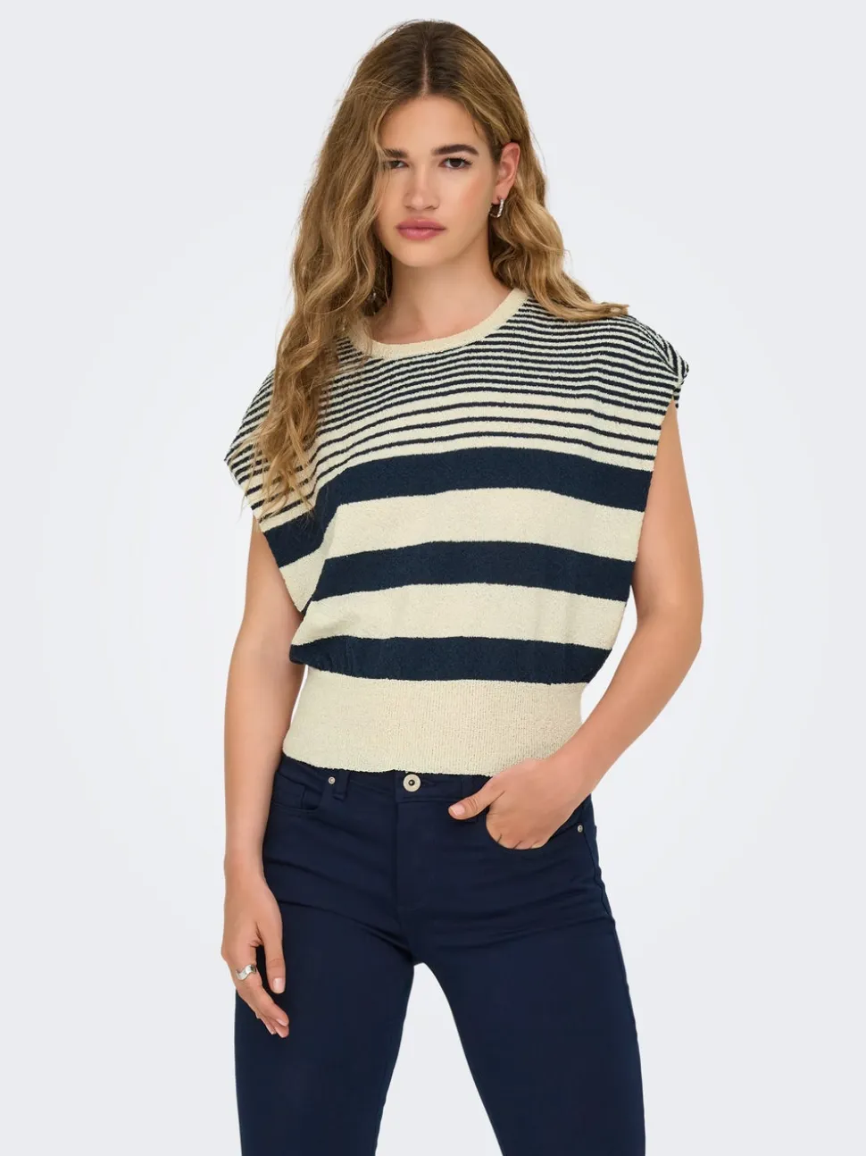 ONLMIA Top