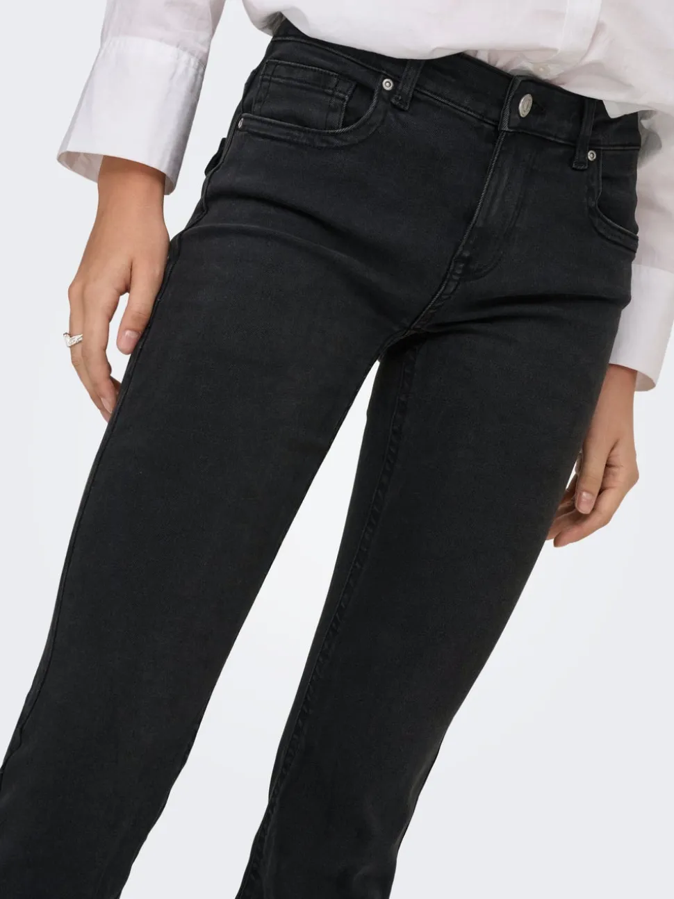 ONLPHOEBE Vita bassa Flared Fit Jeans