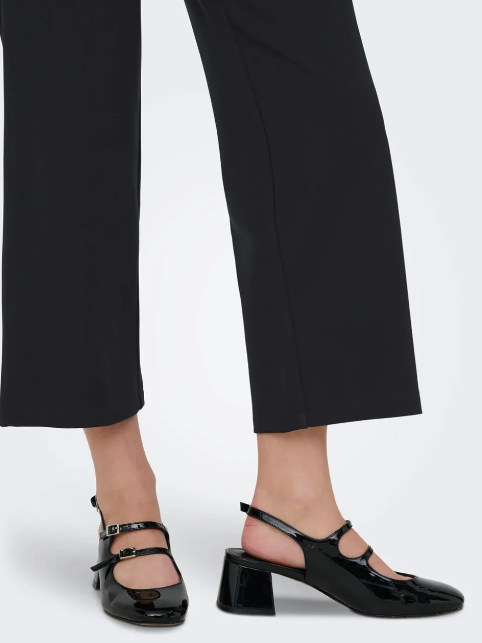 ONLPOPTRASH Straight Fit Pantaloni culotte