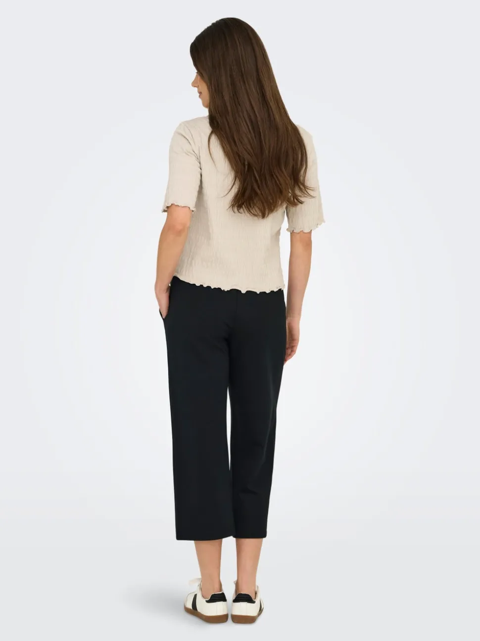 ONLPOPTRASH-SUKI Cropped Fit Pantaloni classici