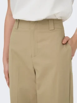 ONLROSALIE Cropped Fit Pantaloni chino