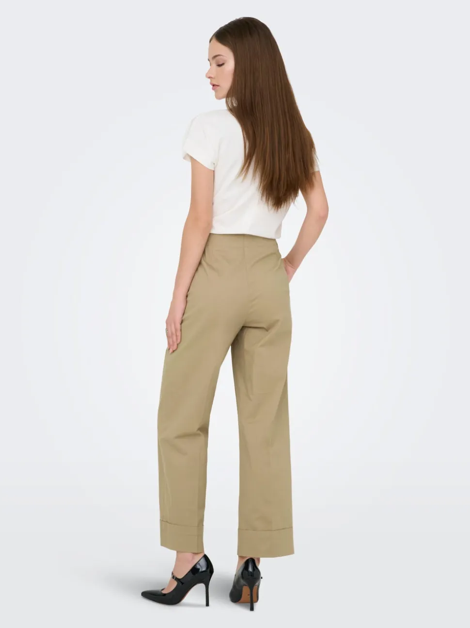 ONLROSALIE Cropped Fit Pantaloni chino