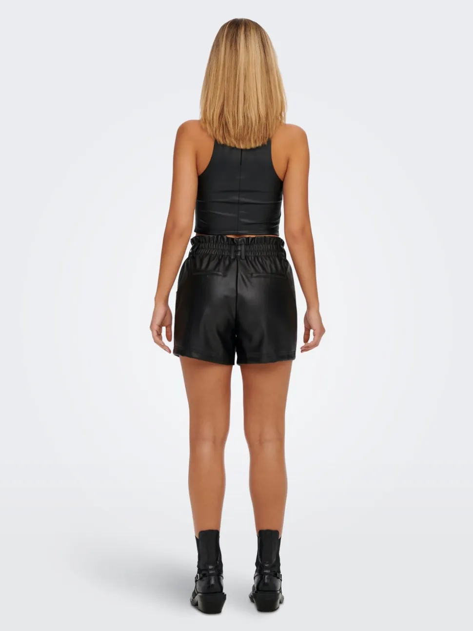 ONLSTEPHANIE Regular Fit Pantaloncini in finta pelle